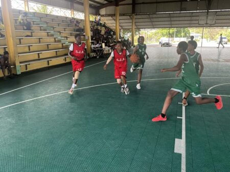 St Anthony’s edge St Mary’s in close encounter, PMS and AGS get comfortable wins in schools basketball St Anthony’s edge St Mary’s in close encounter, PMS and AGS get comfortable wins in schools basketball