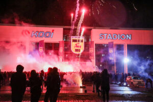 Cambuur clinch promotion to Eredivisie after three-year absence