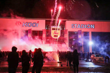 Cambuur clinch promotion to Eredivisie after three-year absence Cambuur clinch promotion to Eredivisie after three-year absence