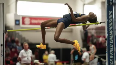 Edward, Jacobie make history at collegiate indoors