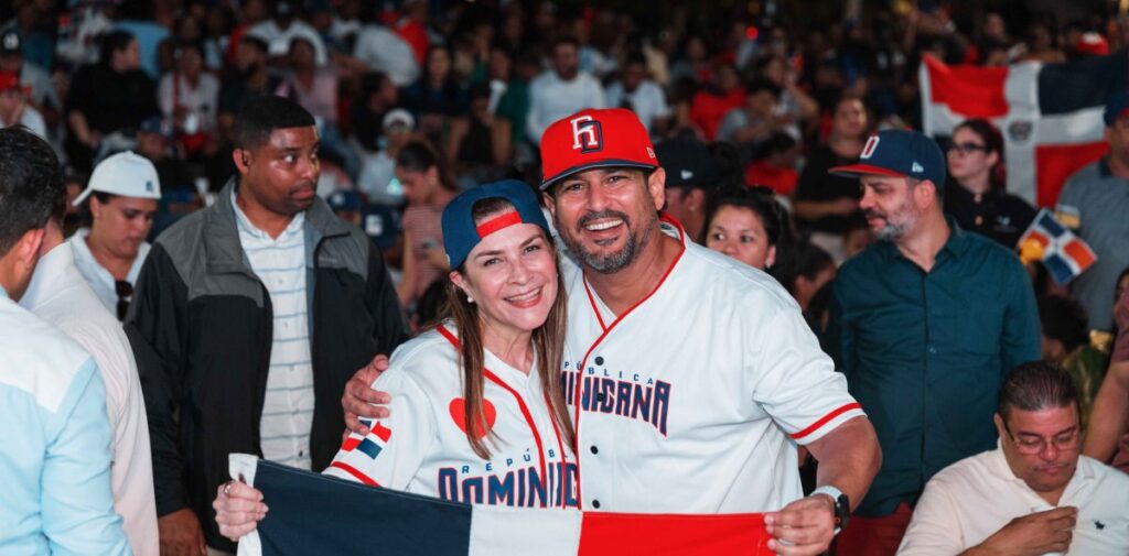 Where to watch the World Baseball Classic Dominican Republic vs. USA on giant screens in Santo Domingo