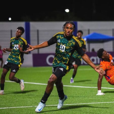 Howell stunner blasts U20 Boyz into next round | Sports