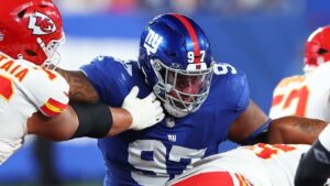 2026 NFL free agency grades: Dexter Lawrence II, Kirk Cousins 2026 NFL free agency grades: Dexter Lawrence II, Kirk Cousins