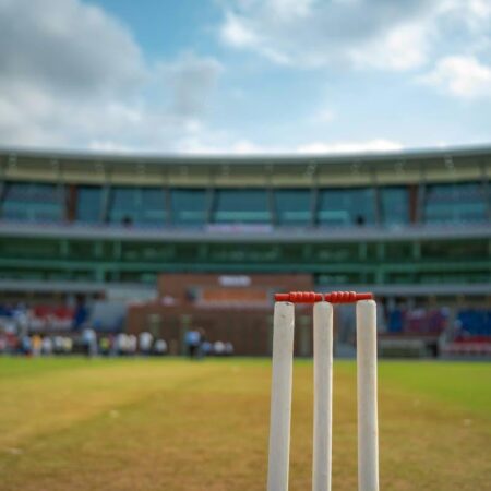 Dangerous pitch forces abandonment of Red Force-Hurricanes clash | Sports