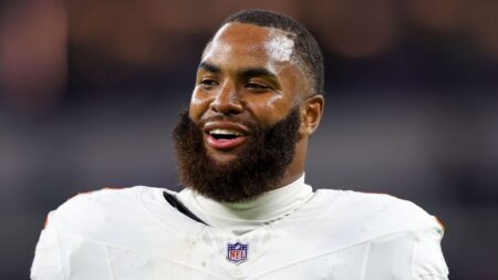 LB Anthony Walker retires from NFL after nine seasons