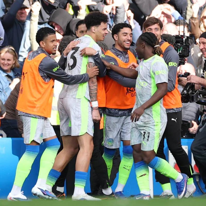 Man City close in on Arsenal in EPL title race | Sports Man City close in on Arsenal in EPL title race | Sports