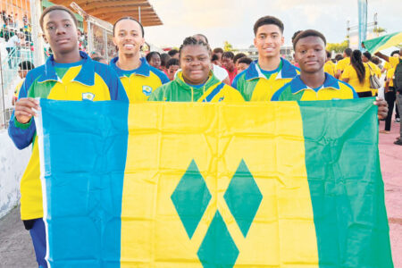 Swimming Federation congratulates SVG swimmers at Carifta Championships