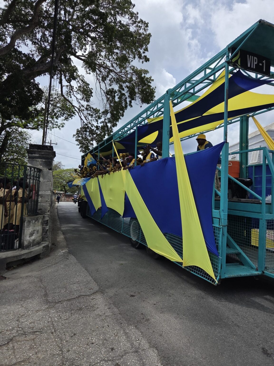 Track kings celebrate BSSAC title with motorcade